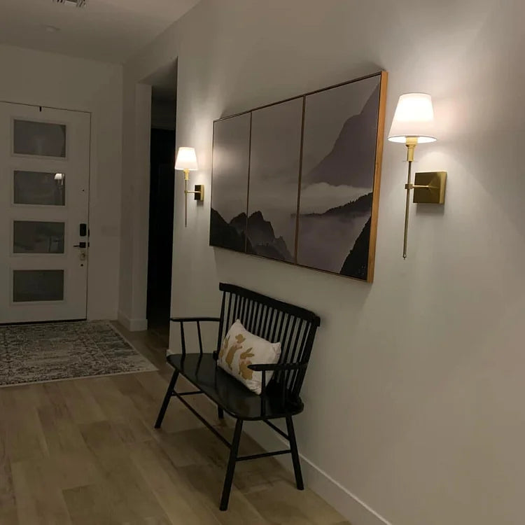 Lampe murale sans fil facile à installer, lot de 2. Éclairage LED rechargeable polyvalent pour intérieur/extérieur.