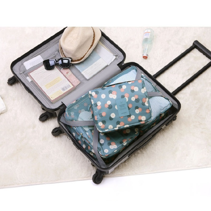 Trousse de toilette suspendue pour voyage, imperméable et pratique, grand compartiment.