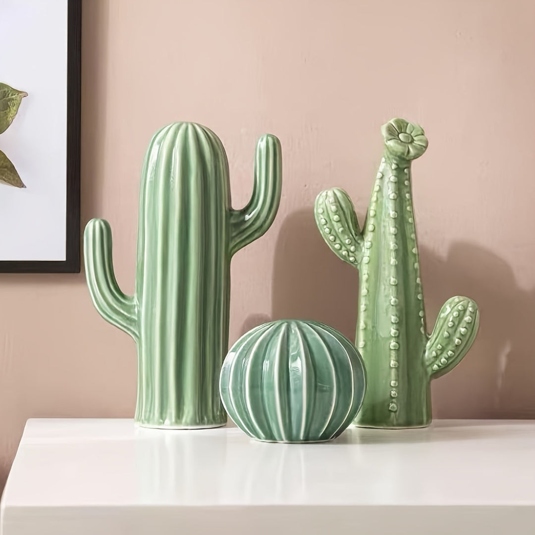 Trio de cactus décoratifs en céramique, design rayé et texturé, parfait pour la décoration intérieure moderne de la maison.