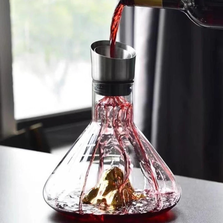 Élégante carafe à décanter le vin en cristal, parfaite pour l'aération et sublime sur toute table de dégustation.