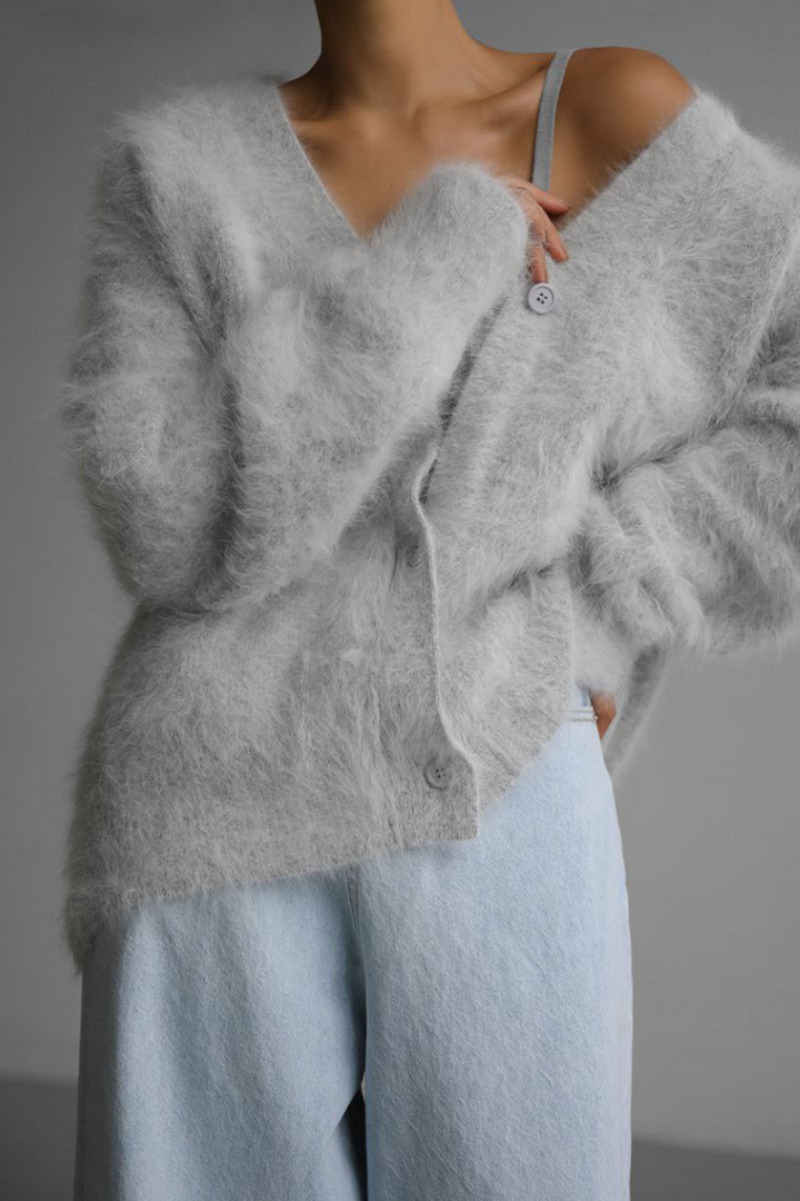 Cardigan décontracté ample pour femmes, doux, col en V et boutons, look automne.