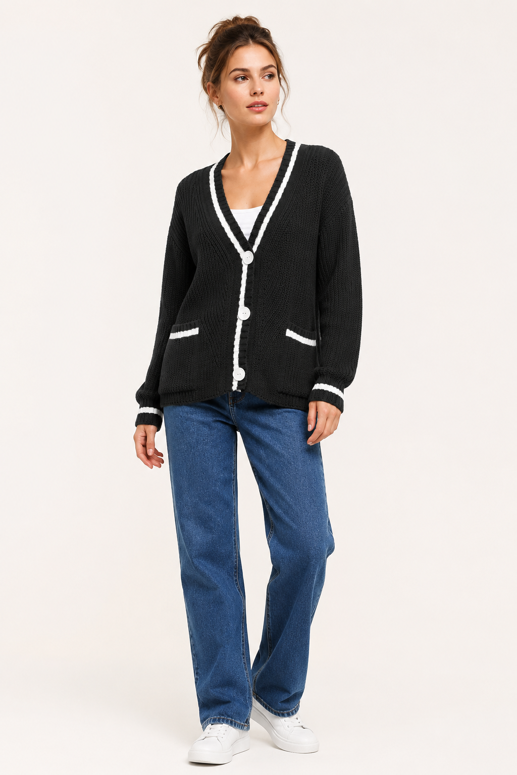 Cardigan femme élégant col V, boutons, coupe chic et confortable pour la mode automne.