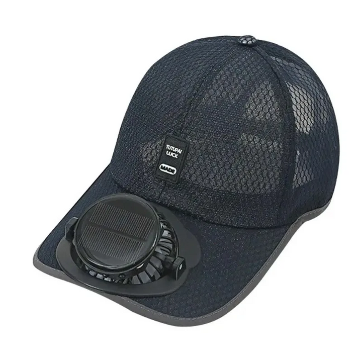 Accessoire d'été : casquette respirante avec ventilateur intégré. Fraîcheur garantie et protection solaire UV.