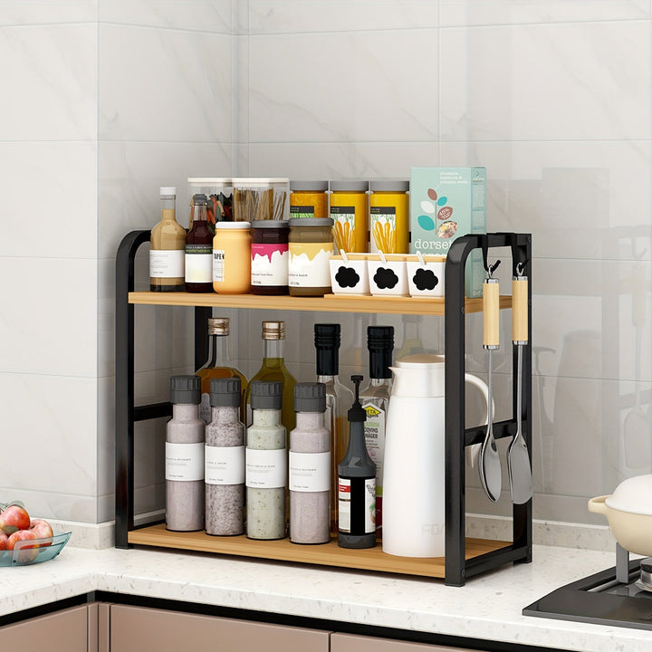 Rangement d'épices pratique en acier inoxydable pour comptoir de cuisine, maximisant l'espace de manière élégante.