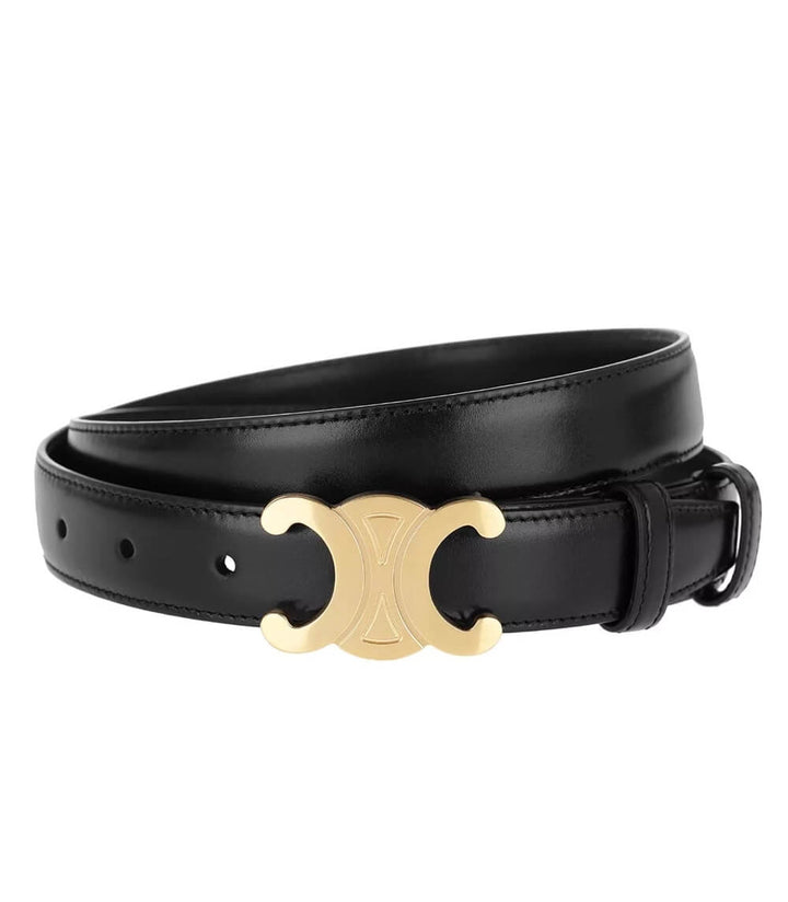 Ceinture élégante femme, design moderne, couleur polyvalente et boucle dorée distinctive pour un look chic.