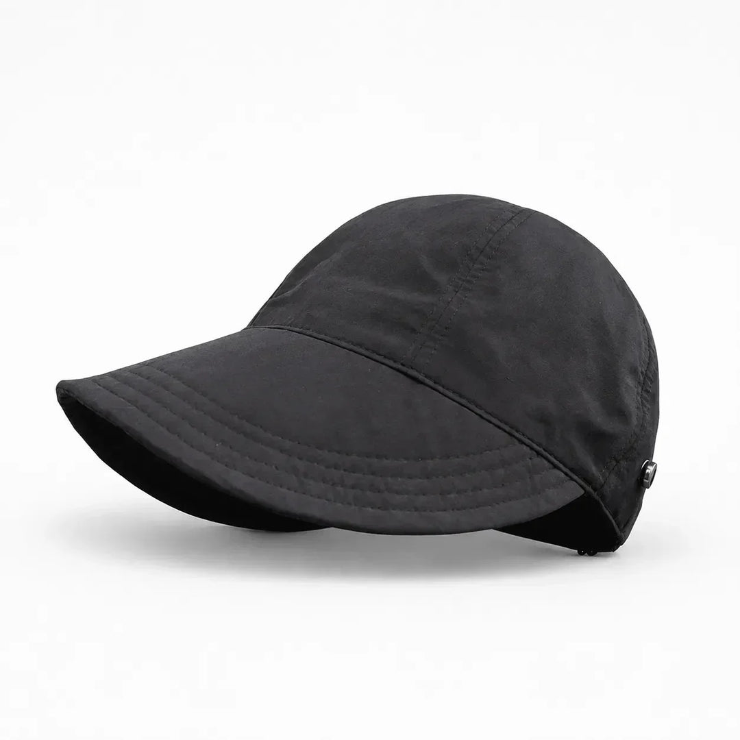 Chapeau de soleil femme avec protection UPF 50+ anti-UV, un essentiel élégant pour l'été et la plage.