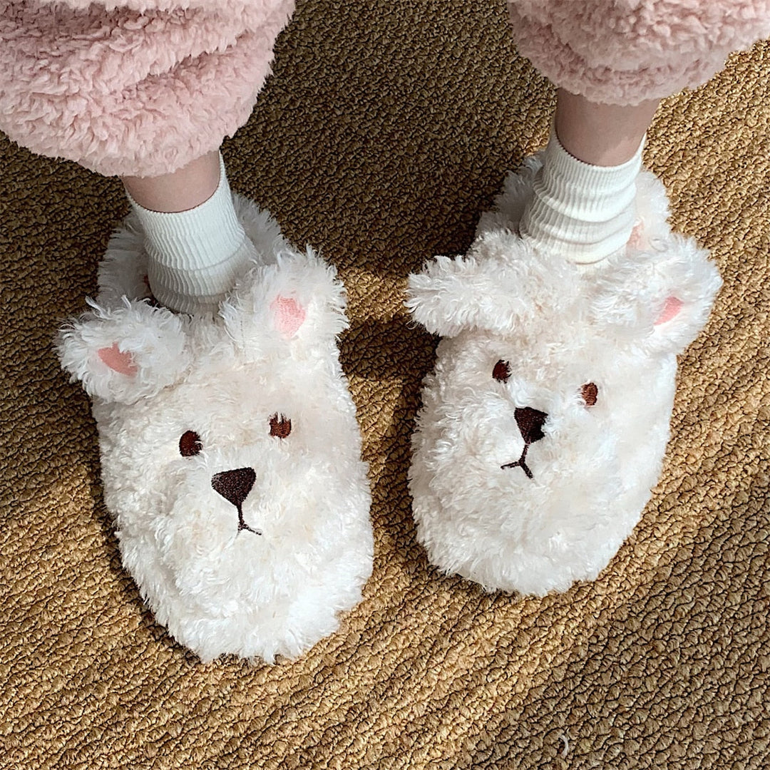 Chaussons animaux pelucheux pour enfants et adultes, doux et confortables pour la maison en hiver.