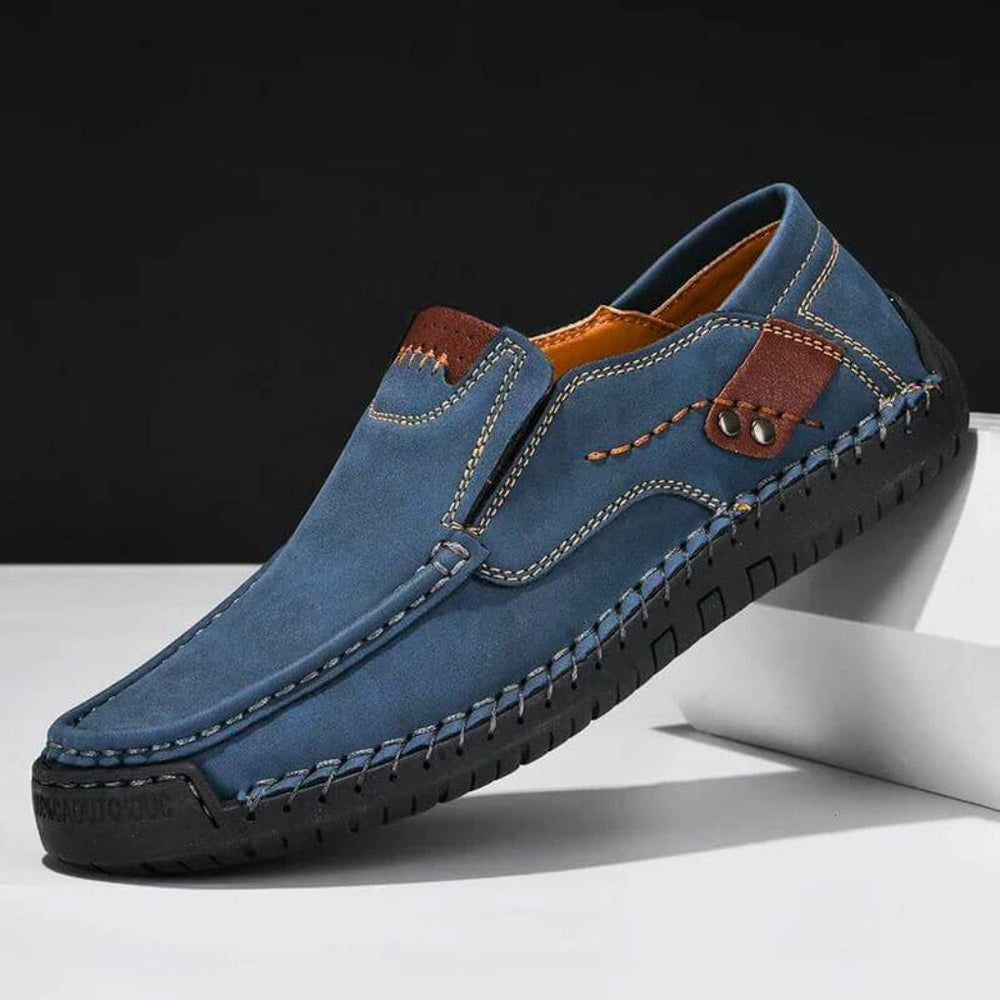 Mocassins homme décontractés et orthopédiques, dotés de semelles antidérapantes pour un confort optimal.