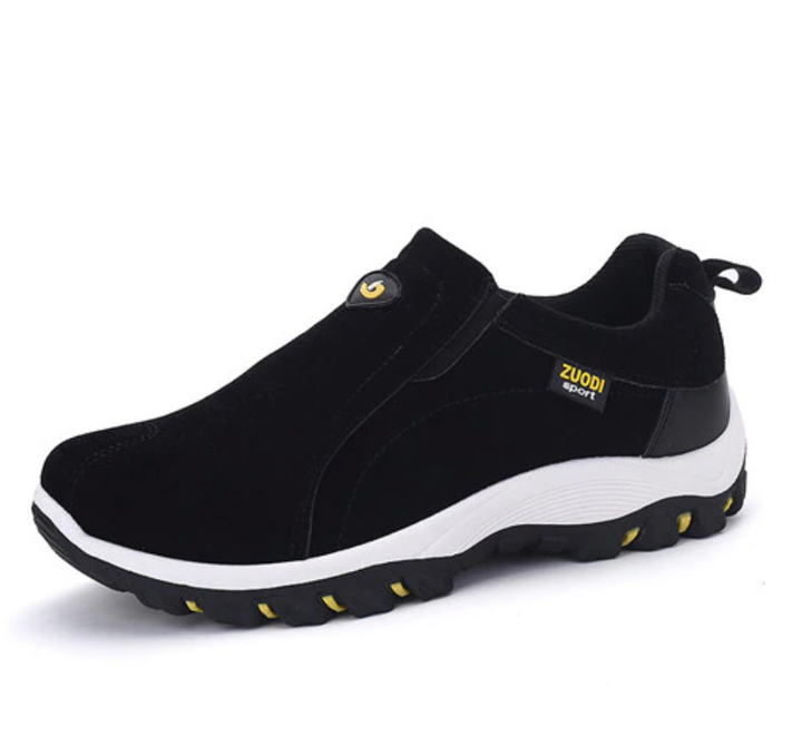 Chaussures de trail homme avec amorti supérieur pour confort et stabilité sur sentiers de randonnée.