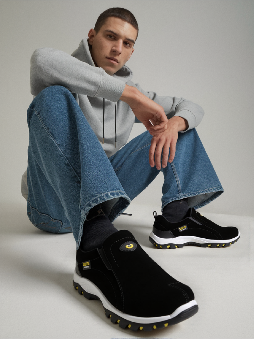 Chaussures de sport homme légères et performantes, conçues pour le confort et l'agilité en extérieur.