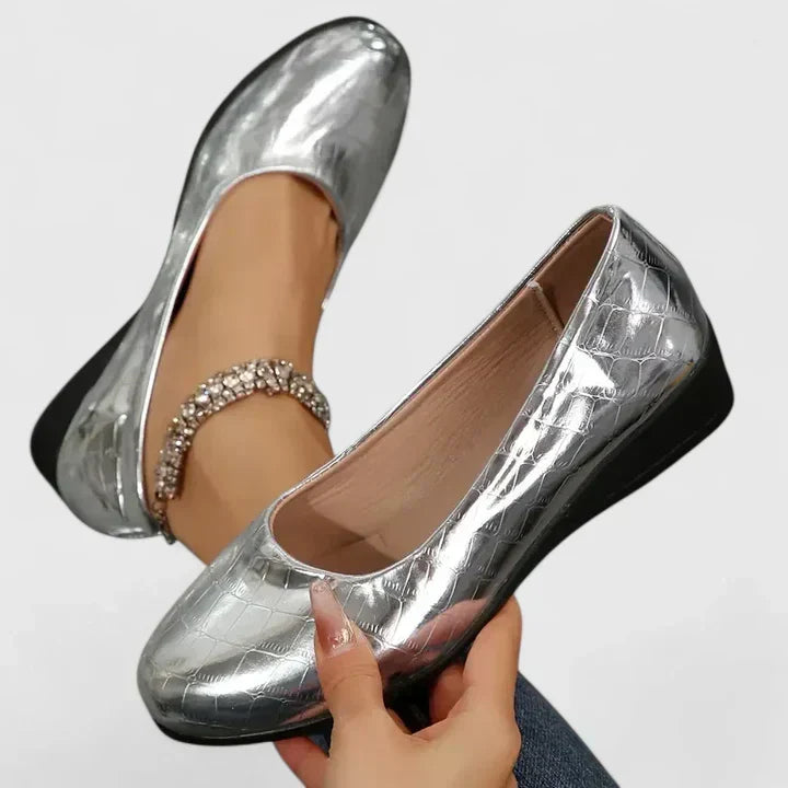 Chaussures femmes orthopédiques pour soutien postural optimal et bien-être quotidien, semelle antidérapante.