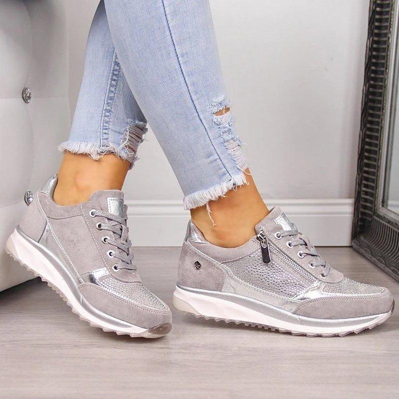 Baskets compensées Isa pour femmes à sequins brillants. Confort et style élégant pour la mode décontractée.