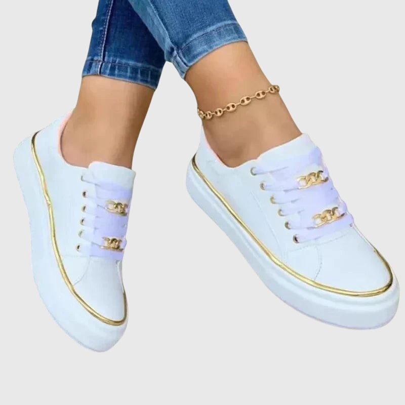 Chaussures orthopédiques femme antidérapantes avec talon épais, garantissent stabilité et sécurité à la marche.