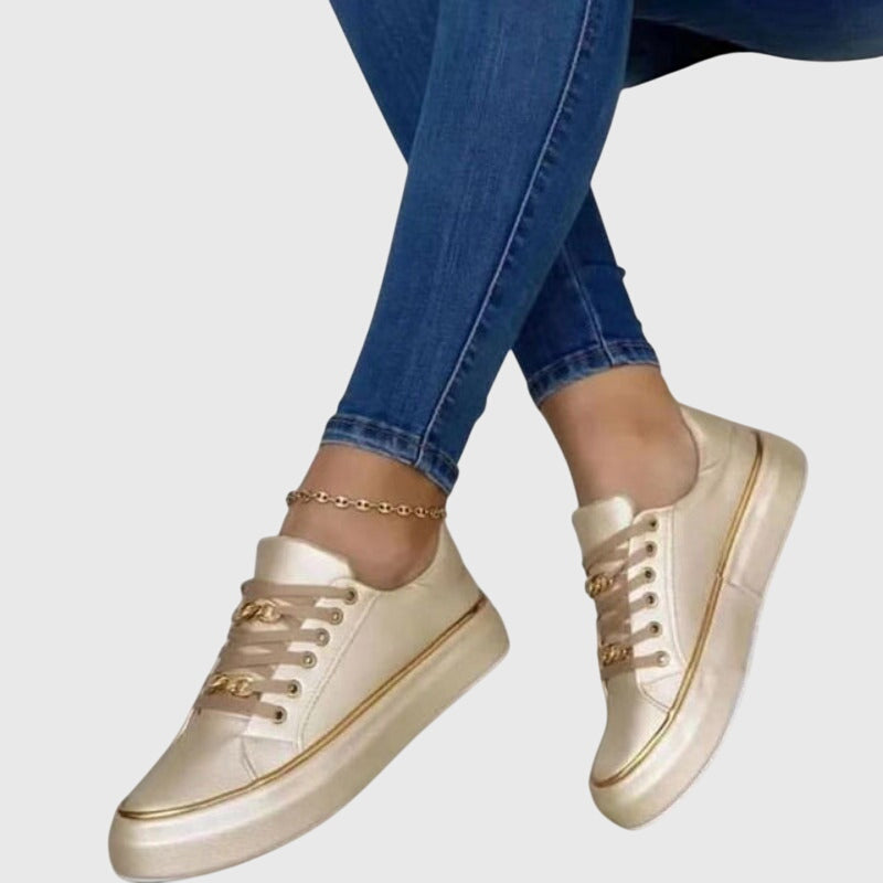 Chaussures orthopédiques femme conçues pour pieds sensibles, offrent un soulagement et un confort durables.