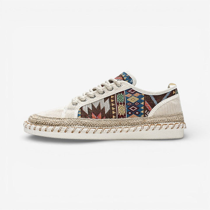 Élégantes chaussures plates femme imprimées, style décontracté à lacets, parfaites printemps/été.
