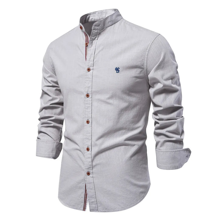 Chemise homme à col mao, manches longues. Un classique intemporel revisité pour l'homme moderne et stylé.