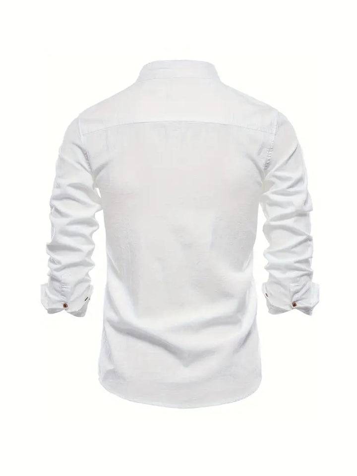 Chemise homme col mao, manches longues. Parfaite pour une tenue semi-formelle ou un look décontracté stylé.