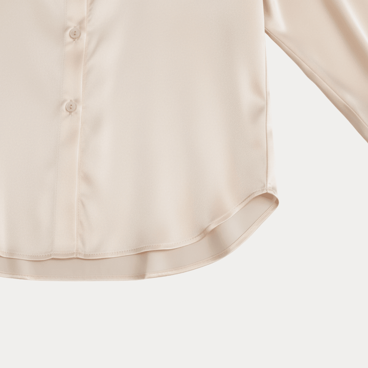Chemisier femme, un classique élégant et confortable pour toutes les occasions.