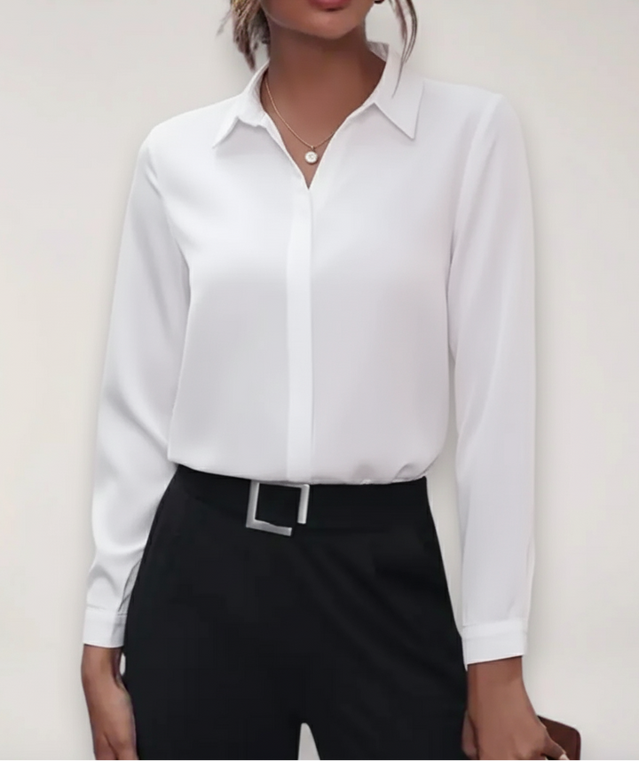 Chemisier femme élégant à manches longues boutonné, parfait pour le bureau ou un look décontracté chic.