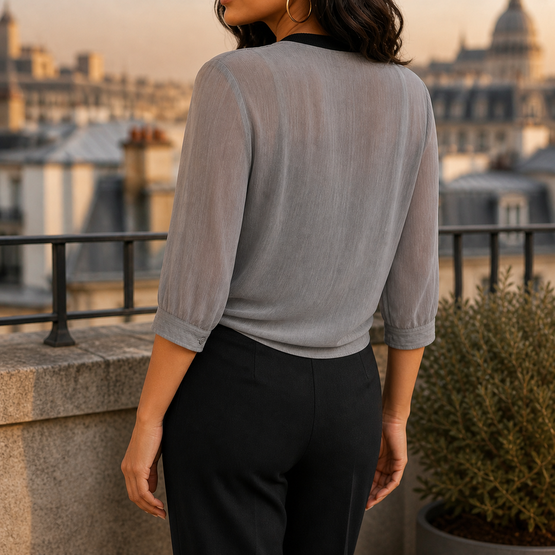 Chemisier femme superposable, devant ouvert. Chemise légère, fluide, élégante pour un look quotidien chic.