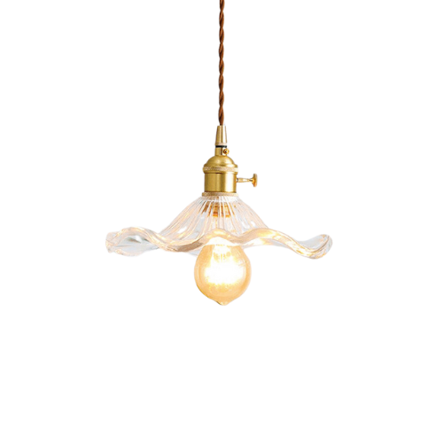 Suspension en laiton et verre, design tropical élégant, pour un éclairage moderne.