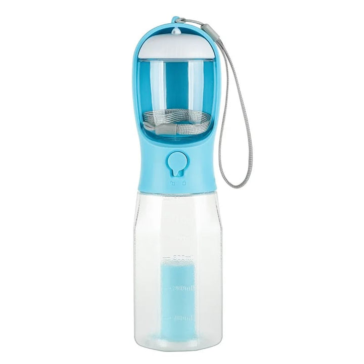 Bouteille d'eau et distributeur de croquettes portable pour chien en voyage ou promenade.