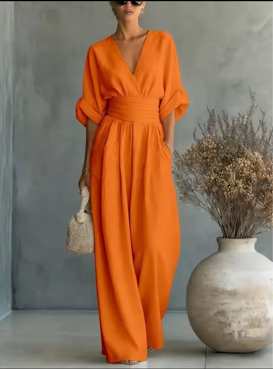 Mode féminine: combinaison décontractée chic à taille haute, idéale pour le confort et l'élégance.