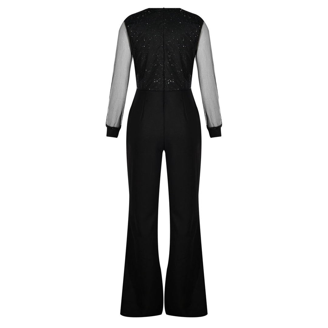 Prêt-à-porter : combinaison femme noire sophistiquée, jambes larges, manches longues, pour une tenue chic.