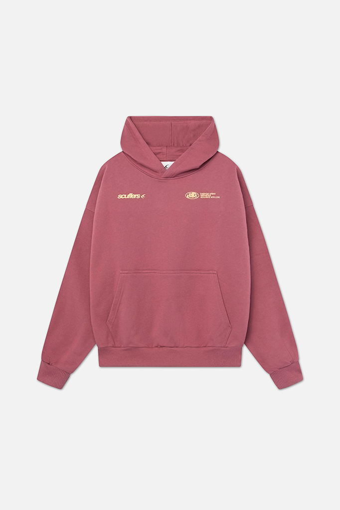 Mode féminine: sweat à capuche casual noir, doux et stylé pour l'hiver.