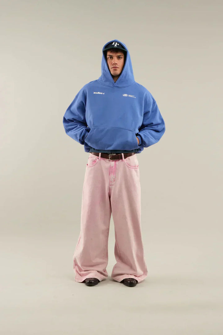 Sweat à capuche bleu marine pour femme, tendance et confortable, look moderne.