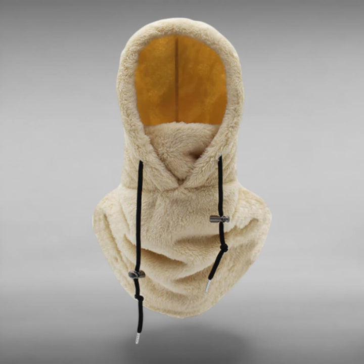 Balaclava d'hiver portée, montrant une protection intégrale pour la tête et le cou lors des sports.