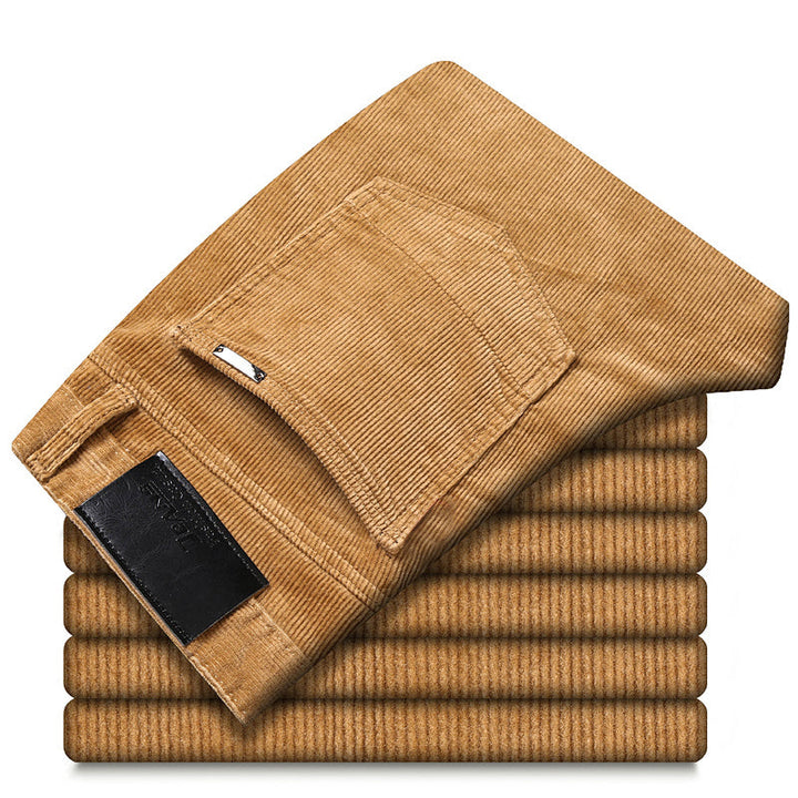 Pantalon homme slim fit bleu marine, confortable et chic. Look moderne pour le quotidien.