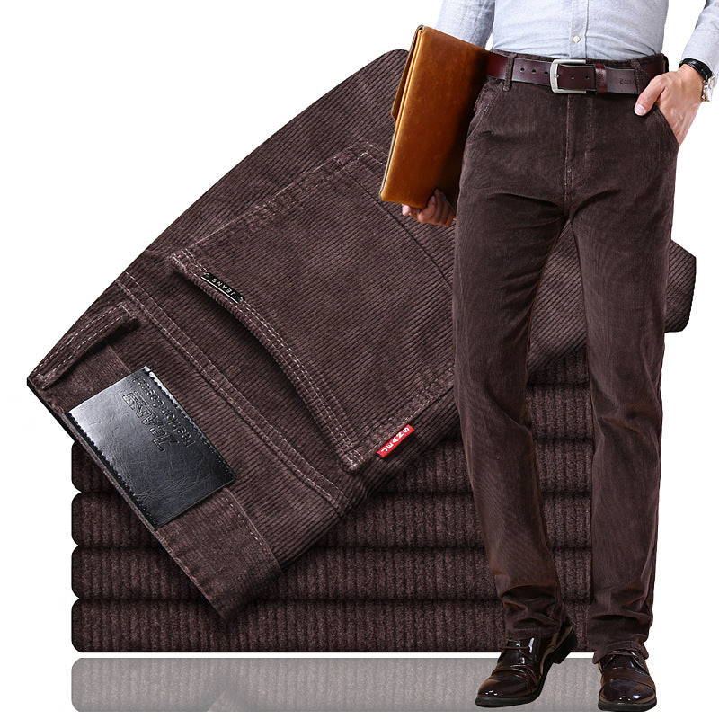Pantalon homme slim fit élégant et confortable, style moderne. Idéal pour un look soigné.