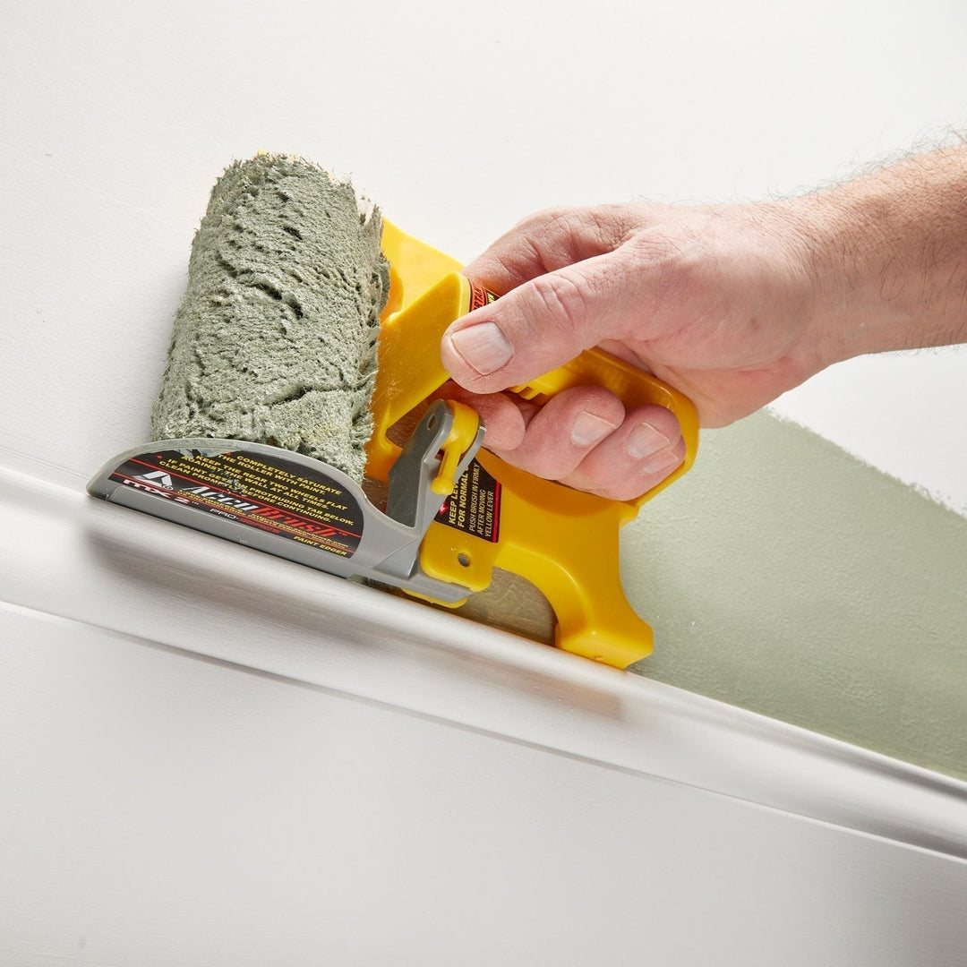 Applicateur de peinture pour bords impeccables. Gagnez du temps sur votre projet de rénovation.