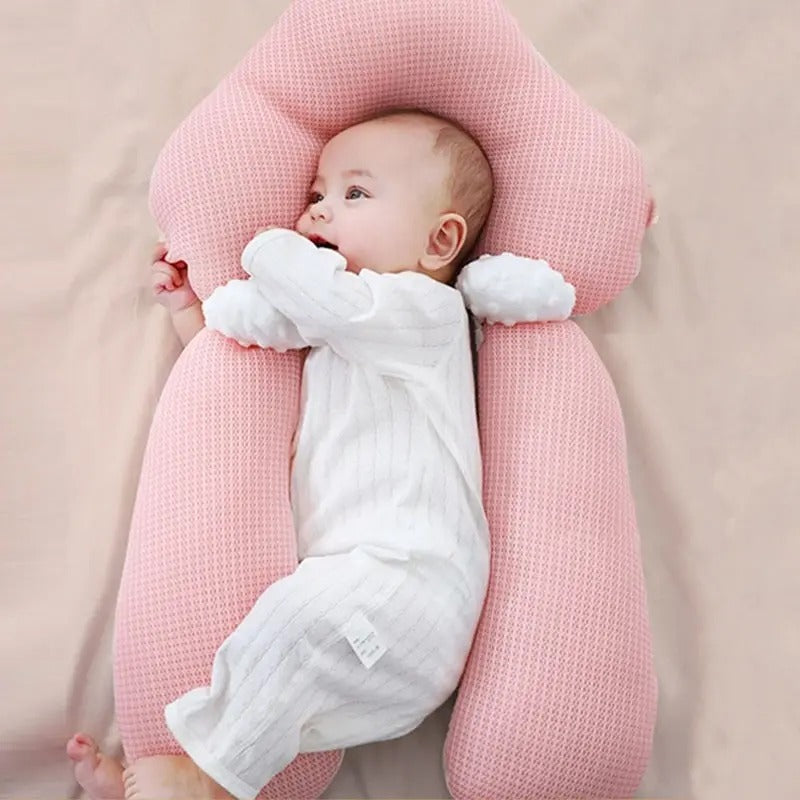 Coussin de sommeil pour nouveau-né, design ergonomique pour confort et sécurité, idéal de 0 à 12 mois.