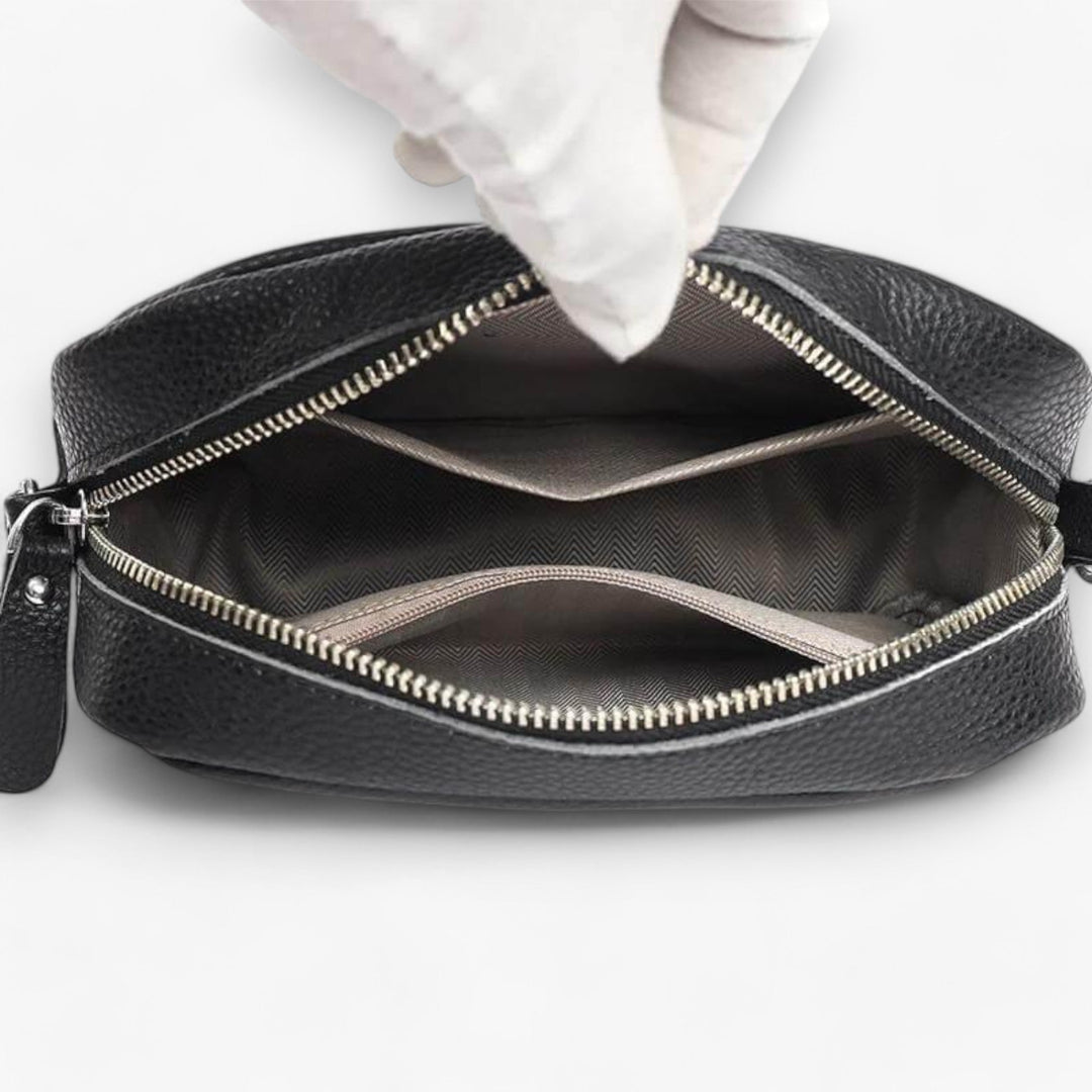 Sac de luxe en cuir pour femme, bandoulière ajustable, l'accessoire chic par excellence.