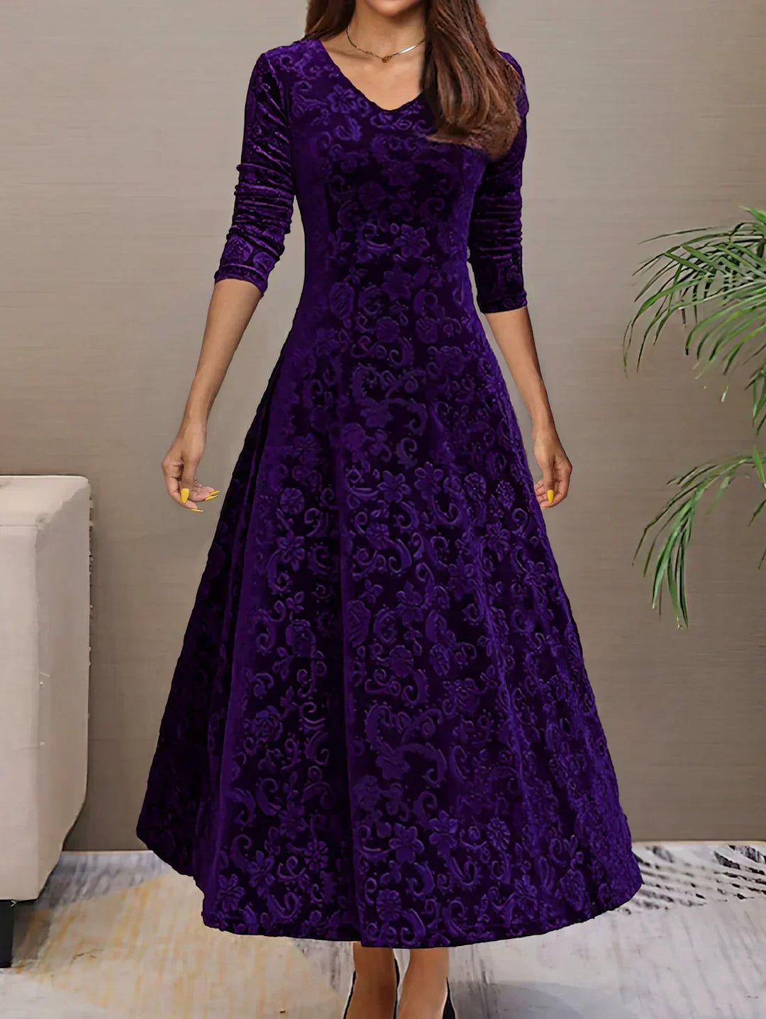 Robe florale printemps/été pour femme, col en V, sans manches, longueur genou, style chic.