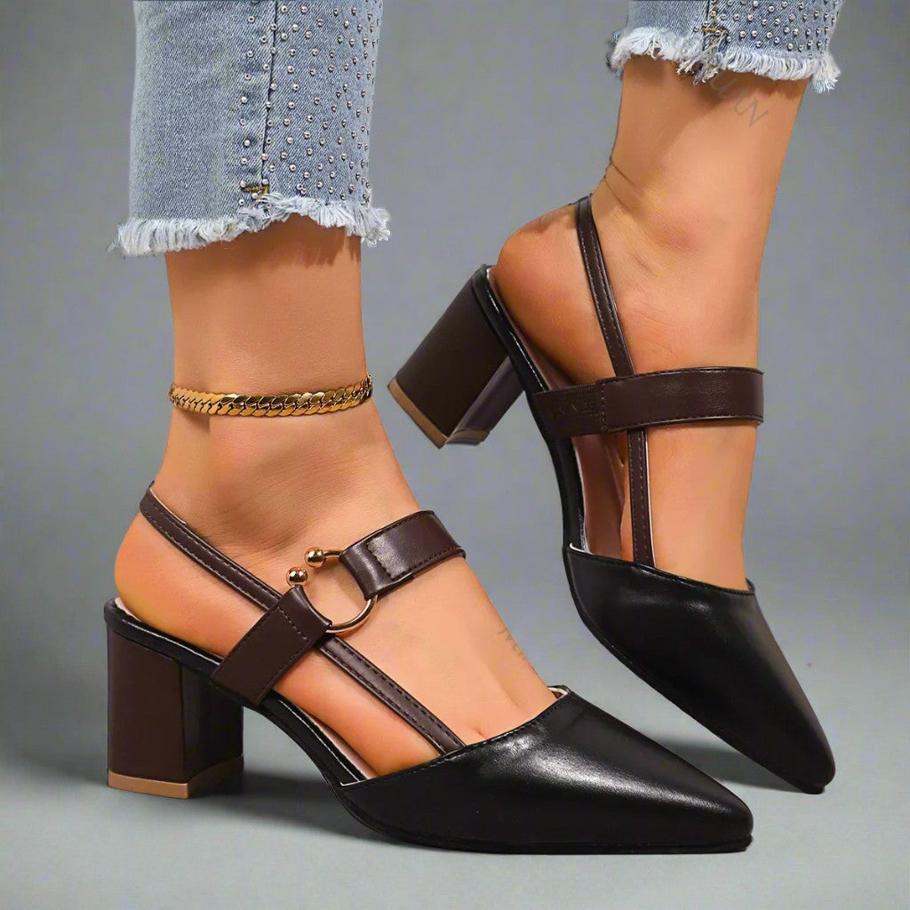 Élégants talons bloc marron clair pour femmes, bout pointu. Confort longue durée, style moderne et polyvalent.