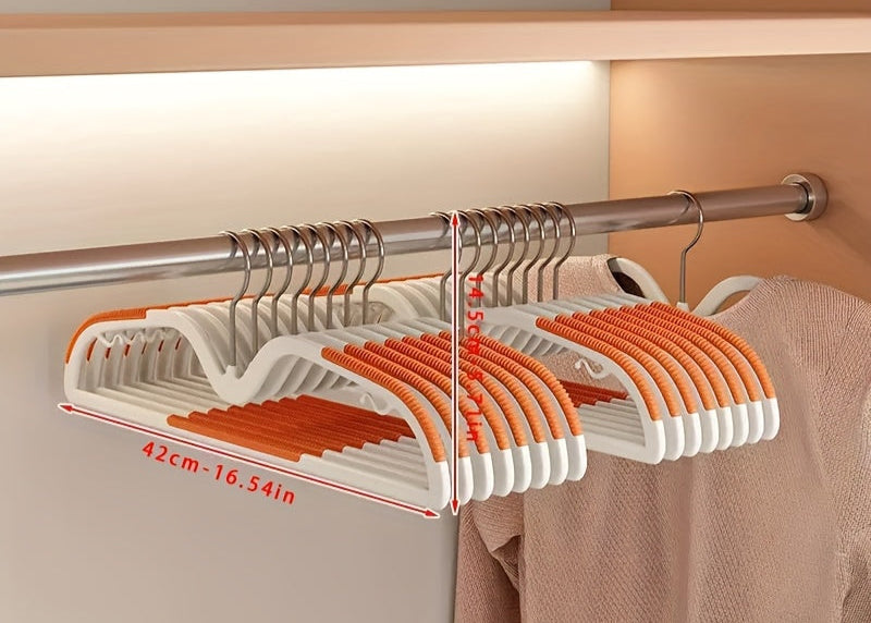 Cintre bleu court en plastique, antidérapant pour vêtements, tête pivotante pour armoire.