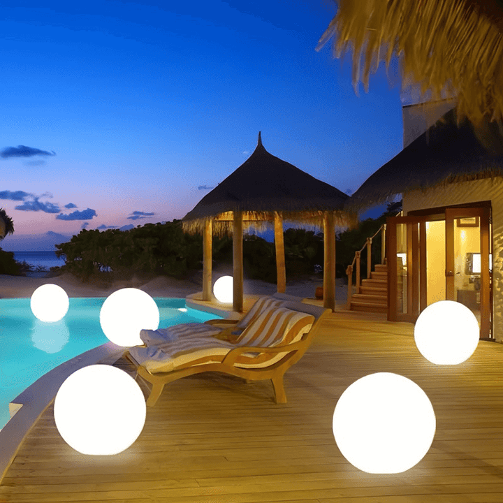 Éclairage extérieur solaire sphérique, lumière LED autonome idéale pour les allées de jardin.