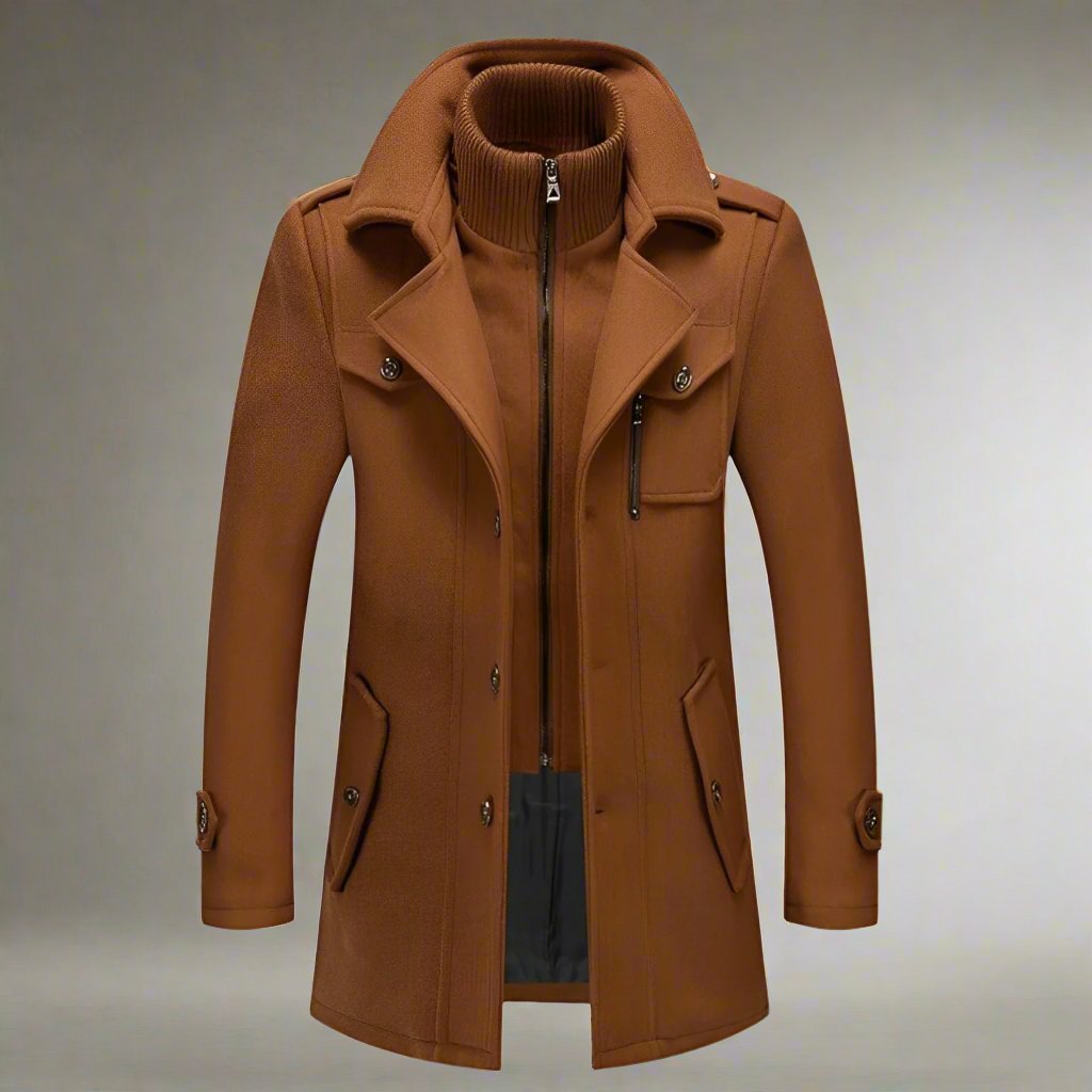 Manteau long chic homme, col double, fermeture éclair. Vêtement extérieur élégant pour l'hiver.