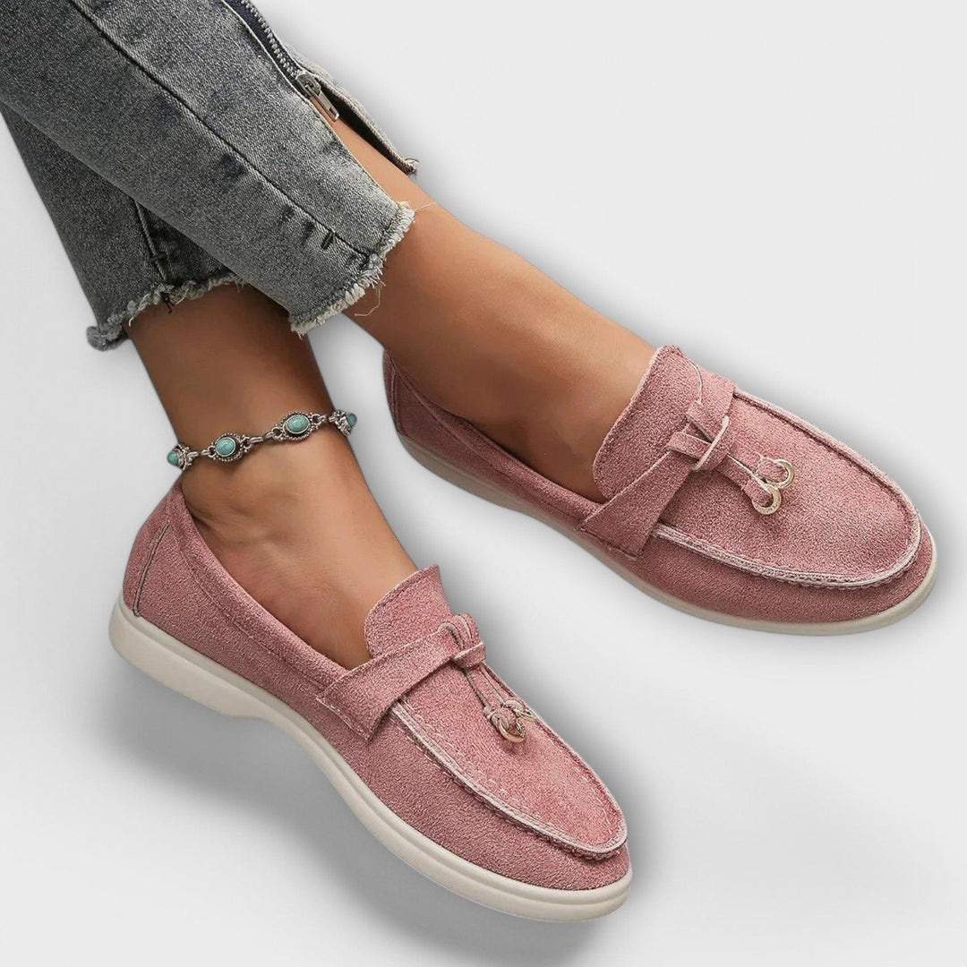 Mocassins Eline polyvalents pour femmes, alliant confort supérieur et élégance. Chaussures chics pour toutes saisons.