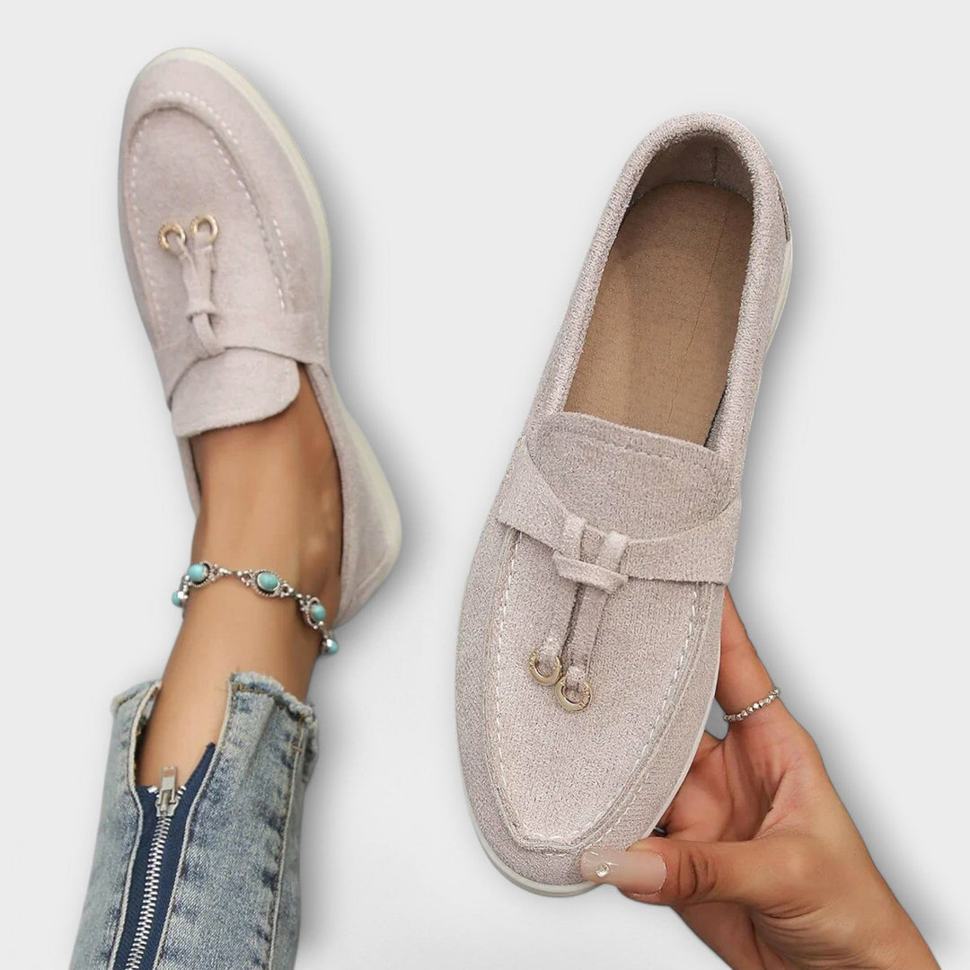 Mocassins Eline classiques pour femmes, élégants et confortables. Idéaux pour un style chic et décontracté au quotidien.