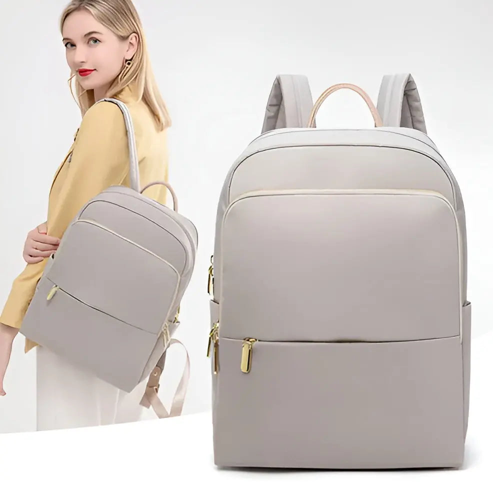 Sac à dos femme tendance, polyvalent pour ville et quotidien. Élégant accessoire mode femme, parfait pour une organisation facile.
