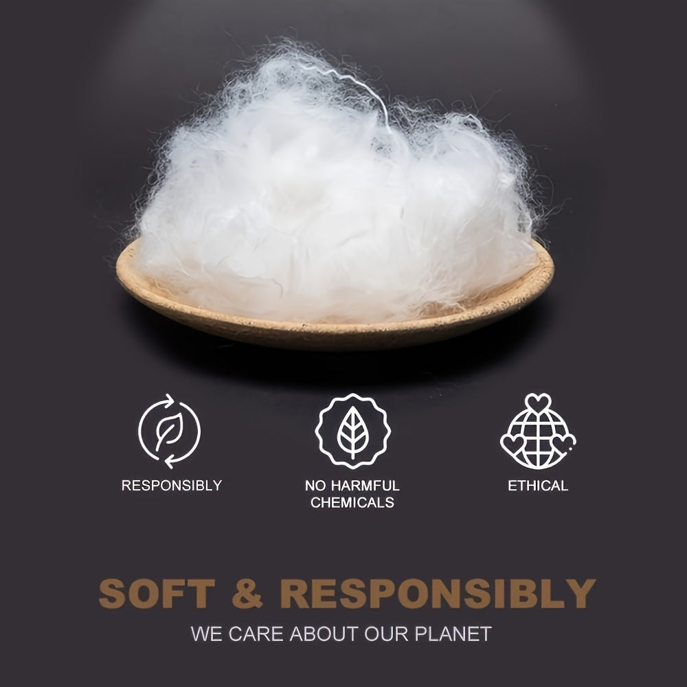 Couette avec garnissage synthétique hypoallergénique, douce, respirante et facile d'entretien.