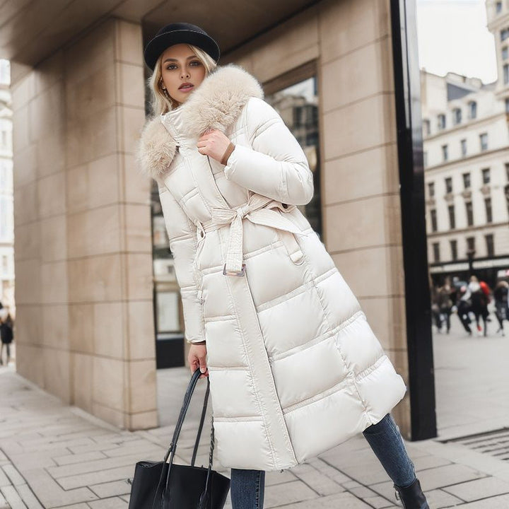 Élégant manteau d'hiver Elivia pour femme, détails raffinés, thermique et très chaud.