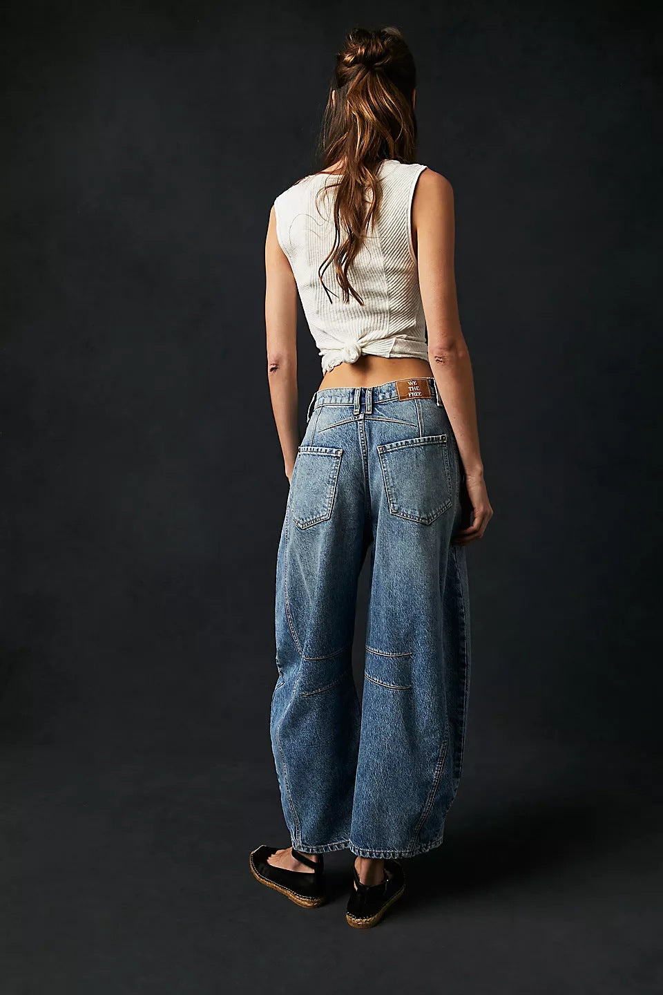 Pantalon jean femme, coupe ample décontractée, très confortable pour l'été.