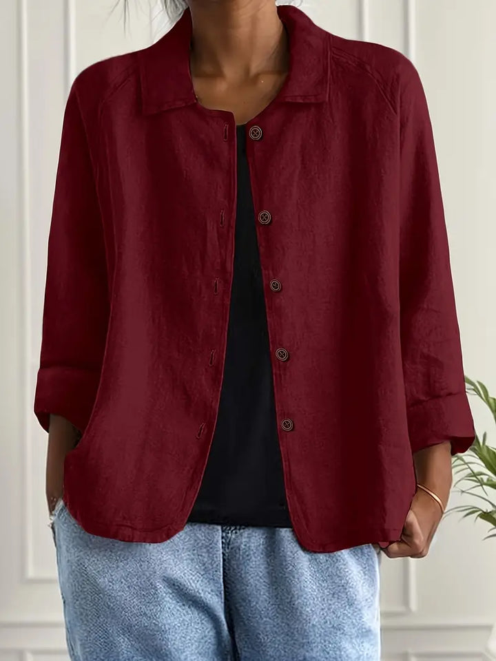 Blouse Sofia printanière, vêtement léger et élégant pour femme, mode confort et stylée.