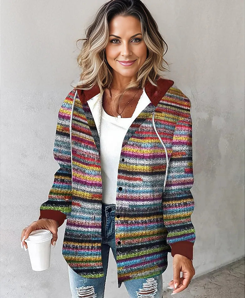 Sweat à capuche femme élégant et confortable, design moderne, idéal pour un look décontracté et tendance.