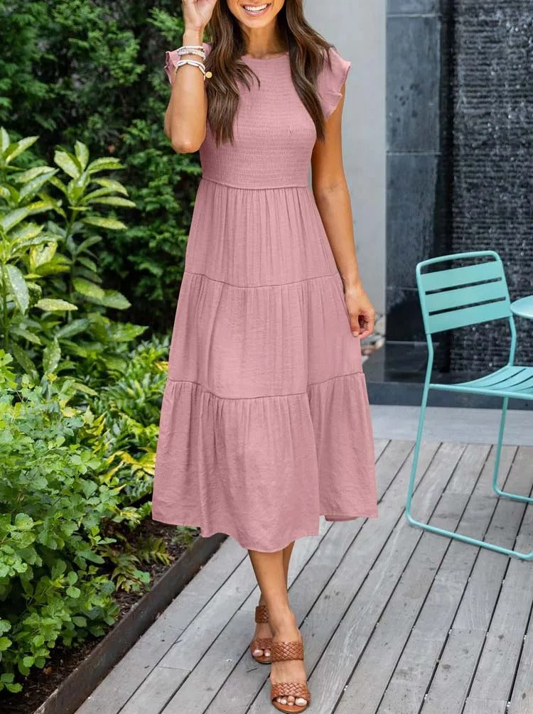 Vêtement femme raffiné: robe élégante, confortable, avec son effet ventre plat discret.